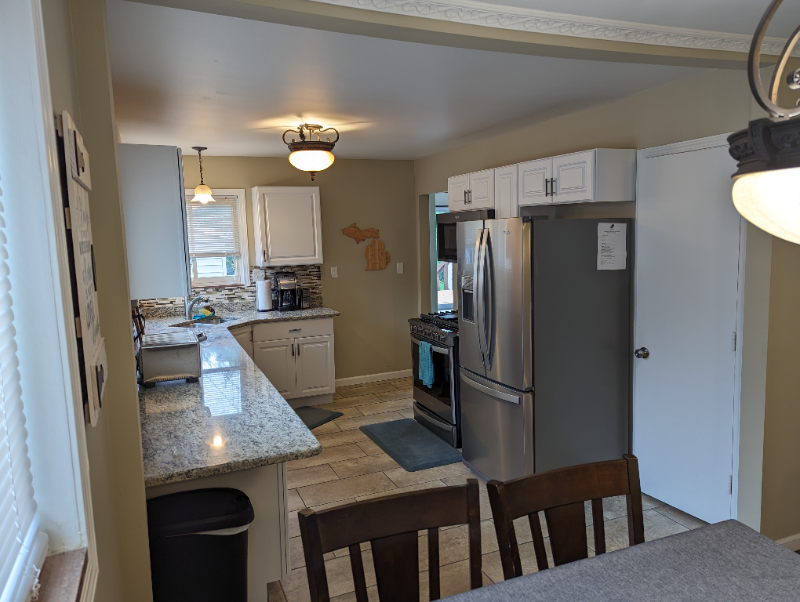 23885 Colchester Dr - Photo 2 of 16