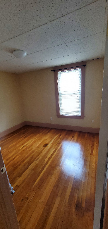 152 Union St #2 - Photo 3 of 6