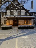 featured image of 528 W 3rd St