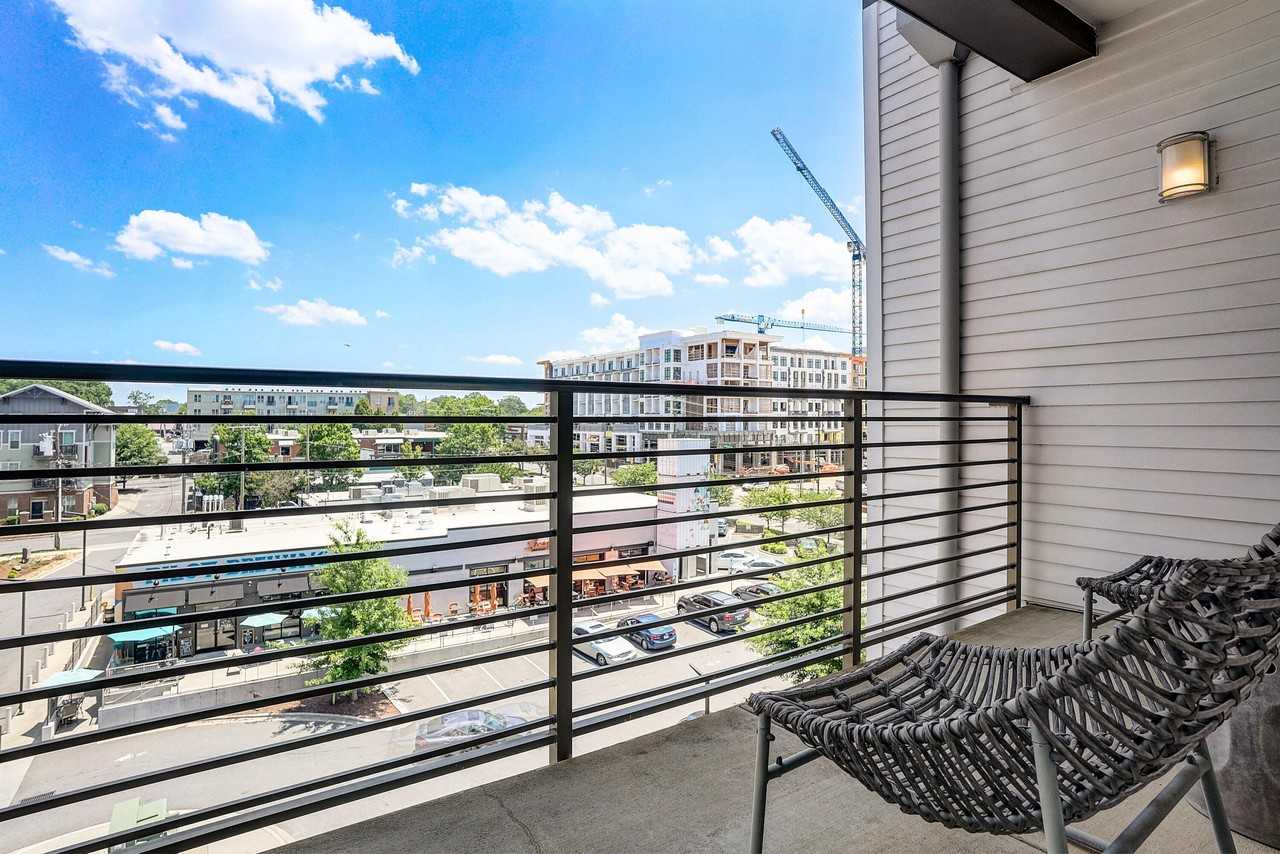 One305 Central - Photo 7 of 45