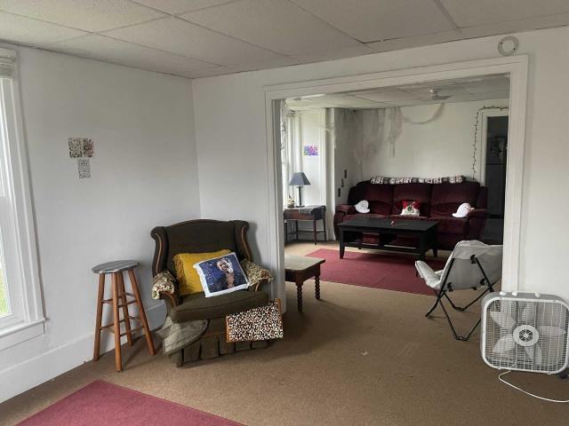 68 Center St - Photo 3 of 11
