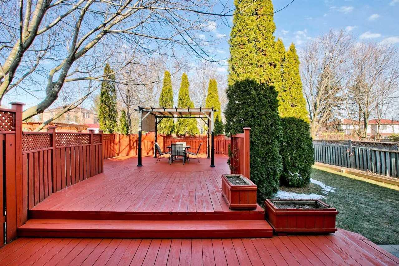 22 Hulst Drive - Photo 2 of 9