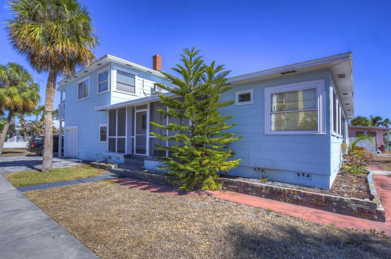 5737 Shore Blvd S #2 - Photo 2 of 6