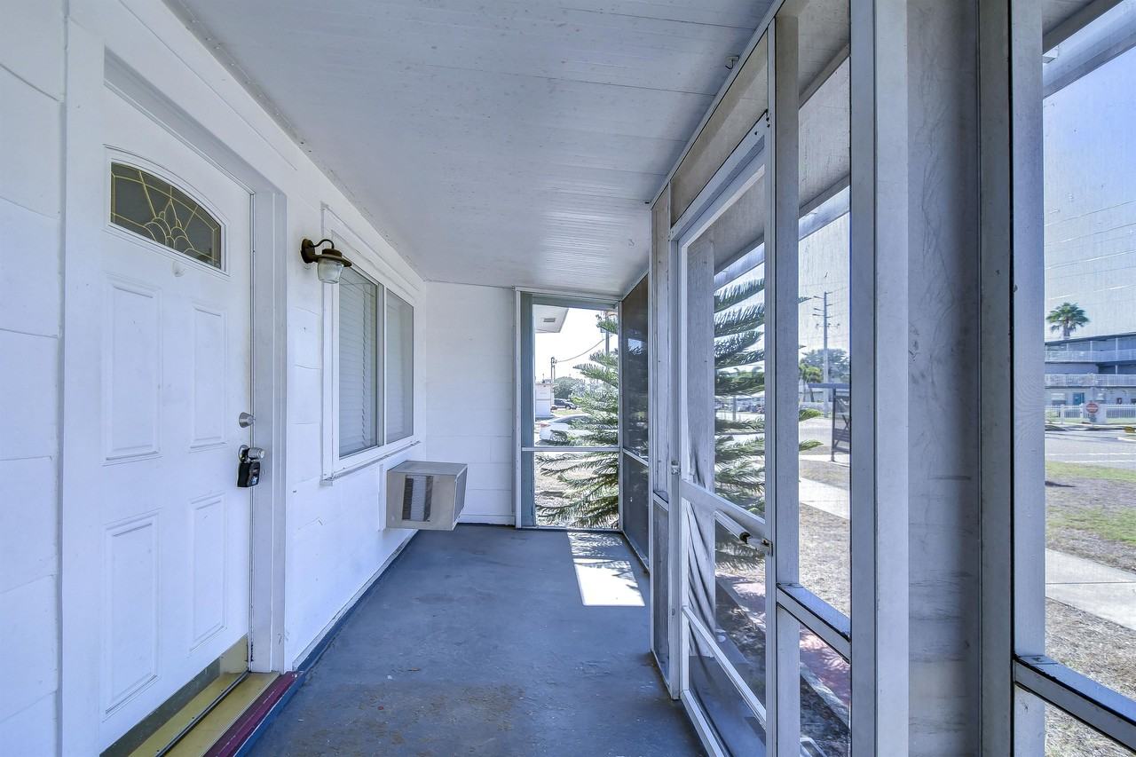 5737 Shore Blvd S #2 - Photo 4 of 6