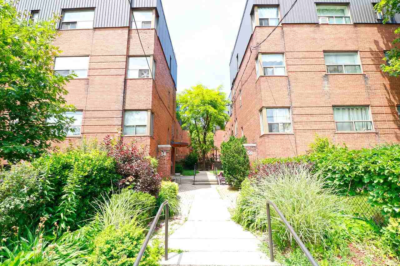 36 Rosecliffe Avenue, Toronto, ON M6E 1K9, CAN 3 unit Rentals Zumper