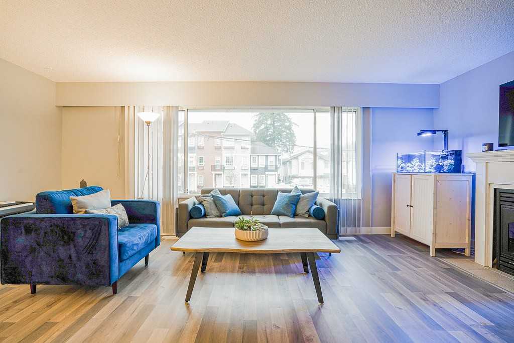 1928 Manning Avenue - Photo 3 of 12