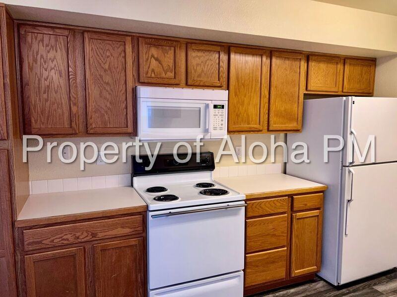 5660 W Bloom St - Photo 4 of 13