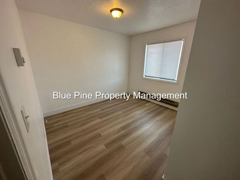 1224 Holman Ave - Photo 4 of 13