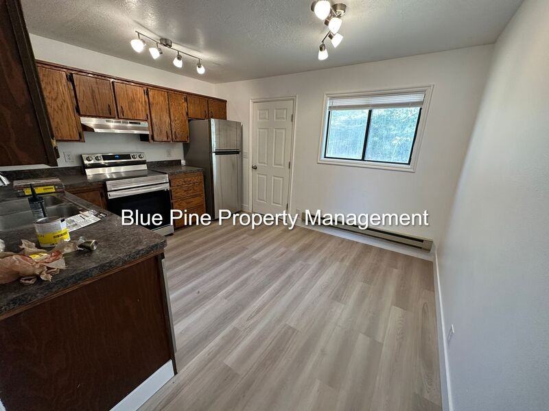 1224 Holman Ave - Photo 7 of 13