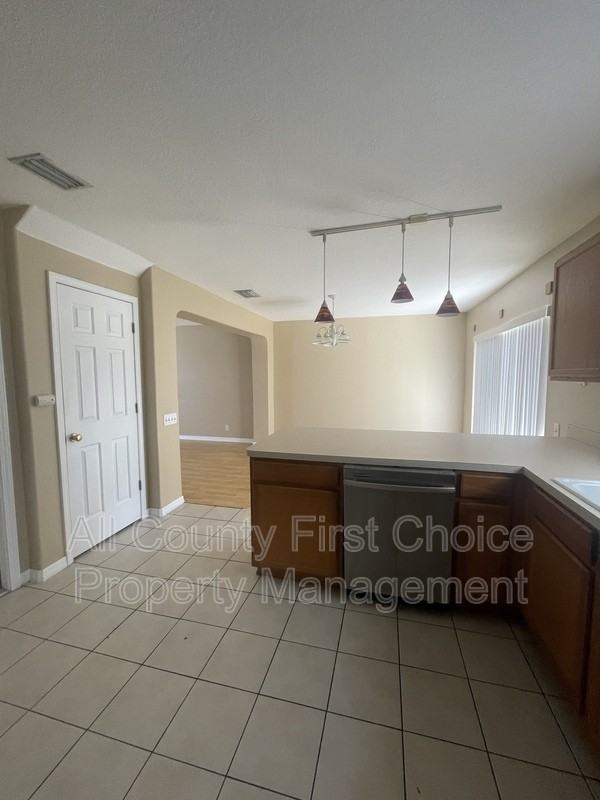 13056 Thoroughbred Loop - Photo 3 of 18