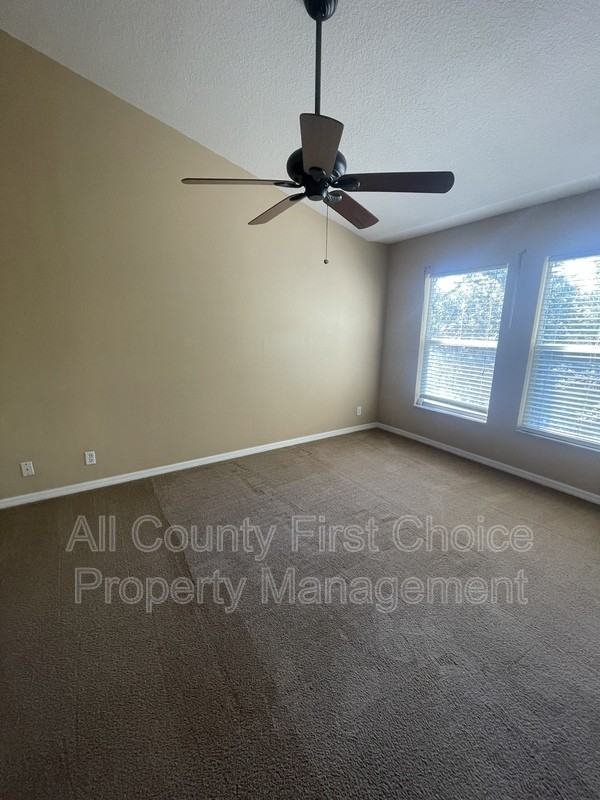 13056 Thoroughbred Loop - Photo 7 of 18