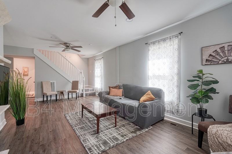 120 Whitin St - Photo 2 of 38