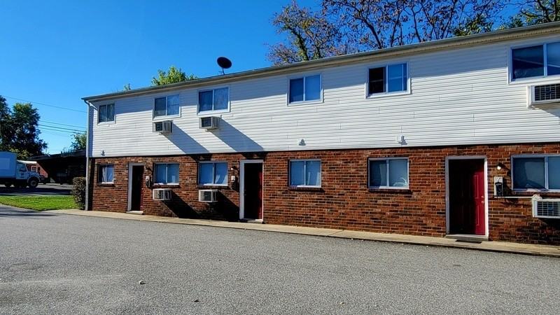 1812 Williamsburg Rd #9 - Photo 4 of 13