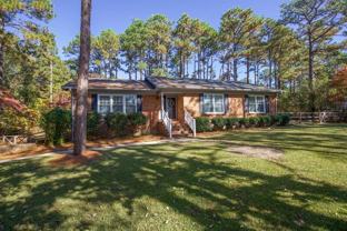 209 Selkirk Trl - Photo 1 of 1