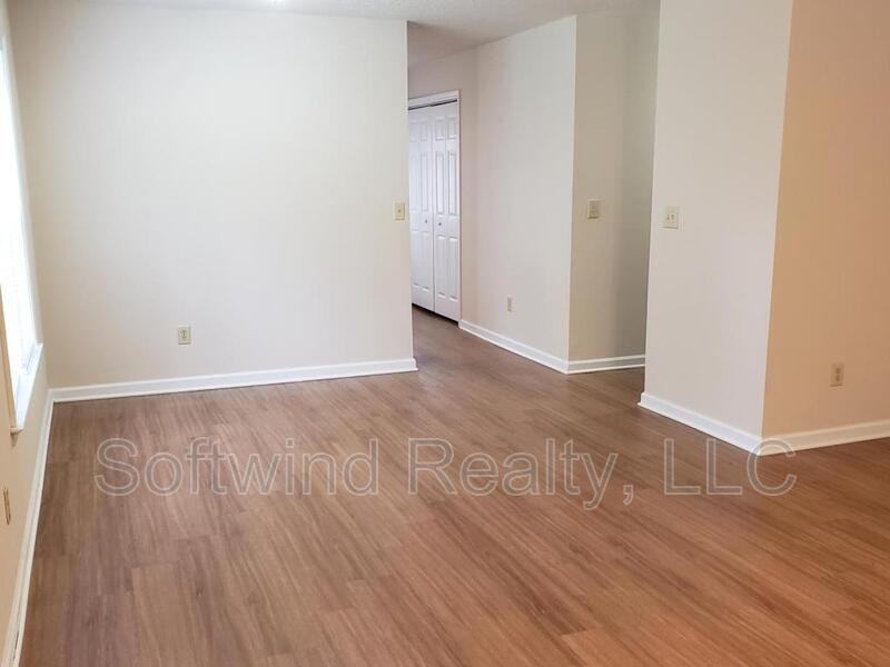 1205 Summer St - Photo 3 of 11