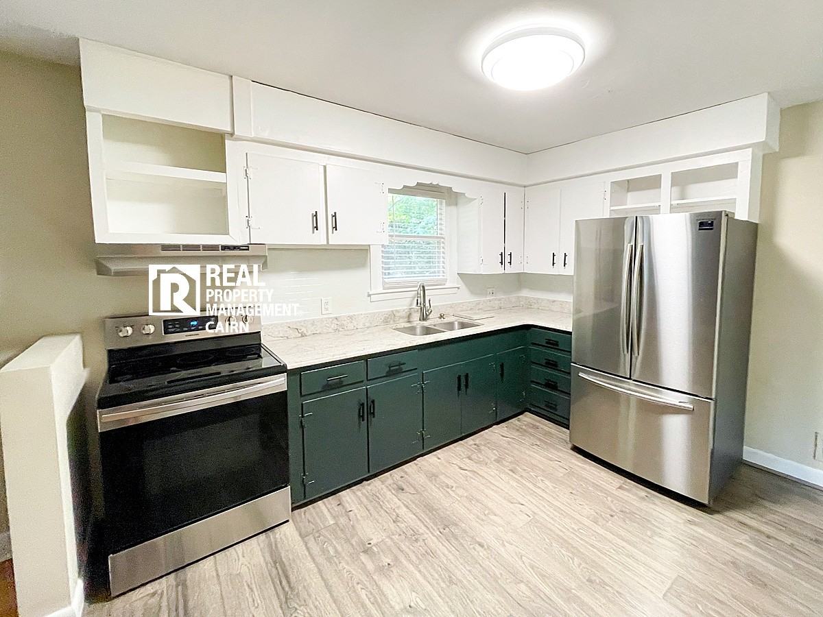 312 Arlington Street - Photo 3 of 6