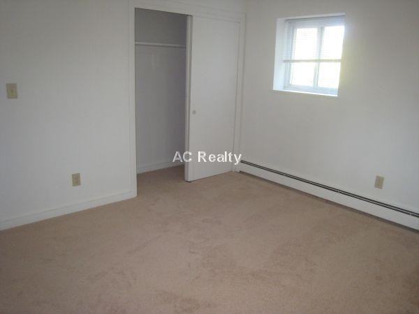 311 Washington Ave #31 - Photo 6 of 7