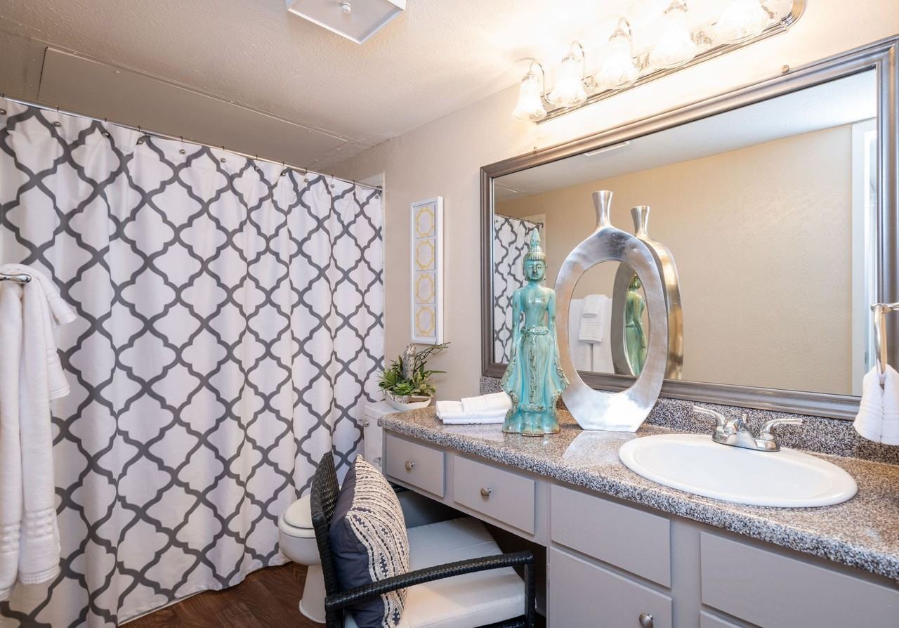 The Pines of Palos Verdes Apartments - Photo 6 of 16