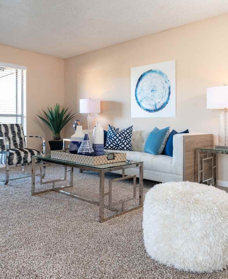 Highlands Creek Apartments - Photo 4 of 33