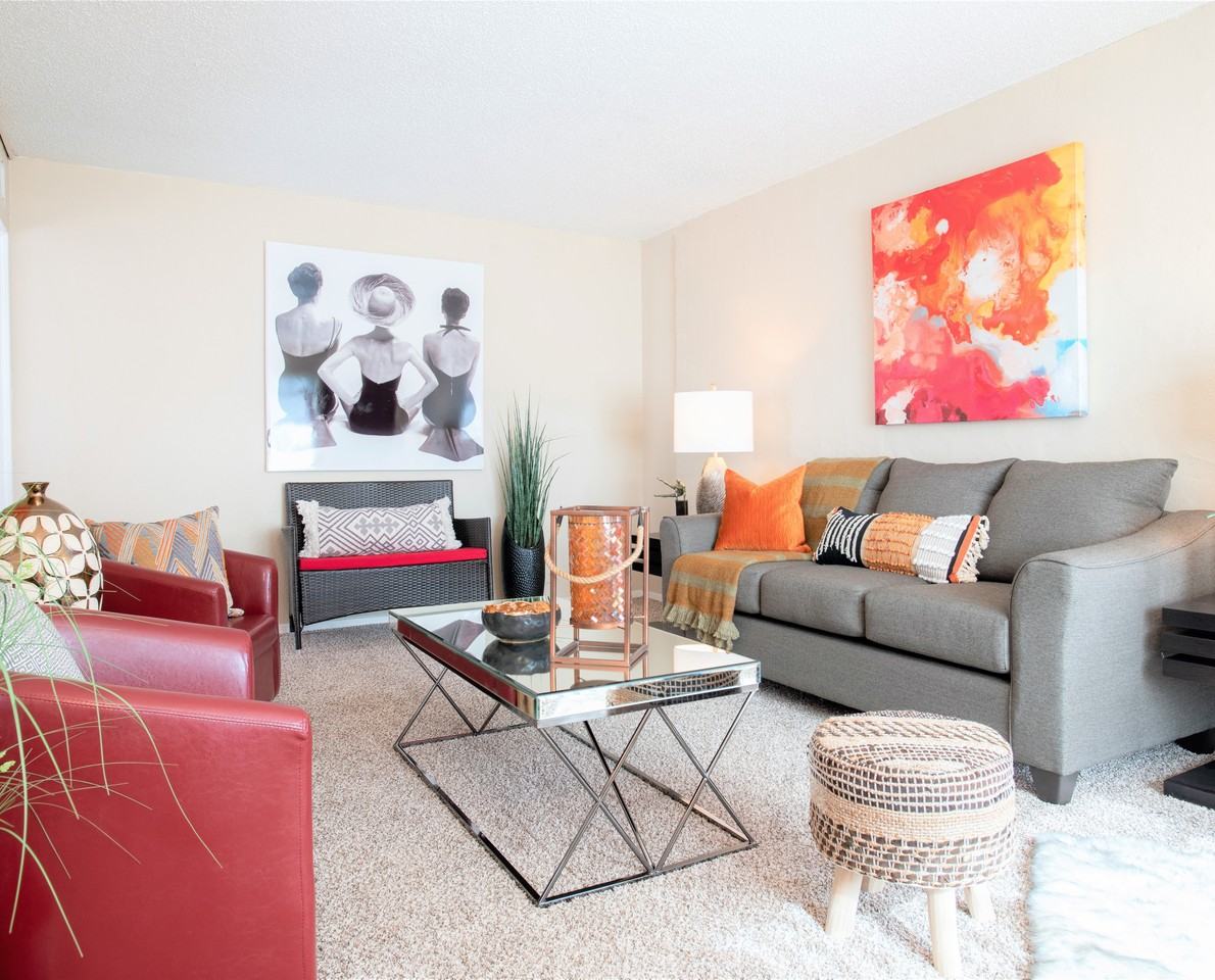 Valley Creek Apartments - Photo 2 of 15