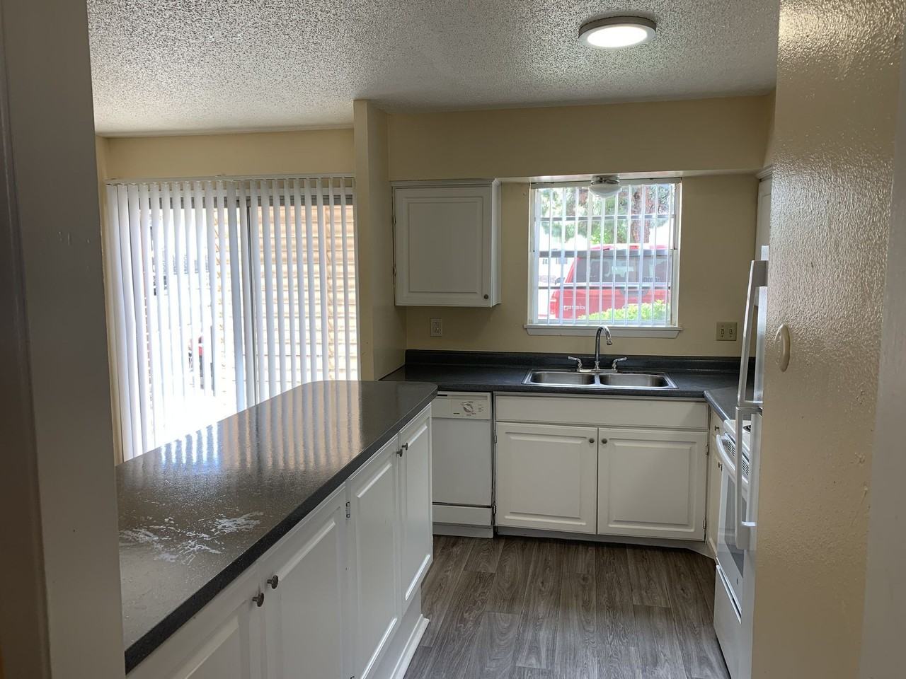 Sagewood Apartments - Photo 3 of 10