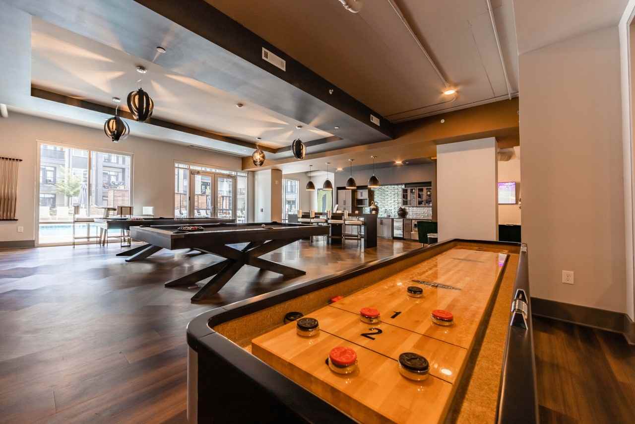 500 West Trade - Photo 6 of 48