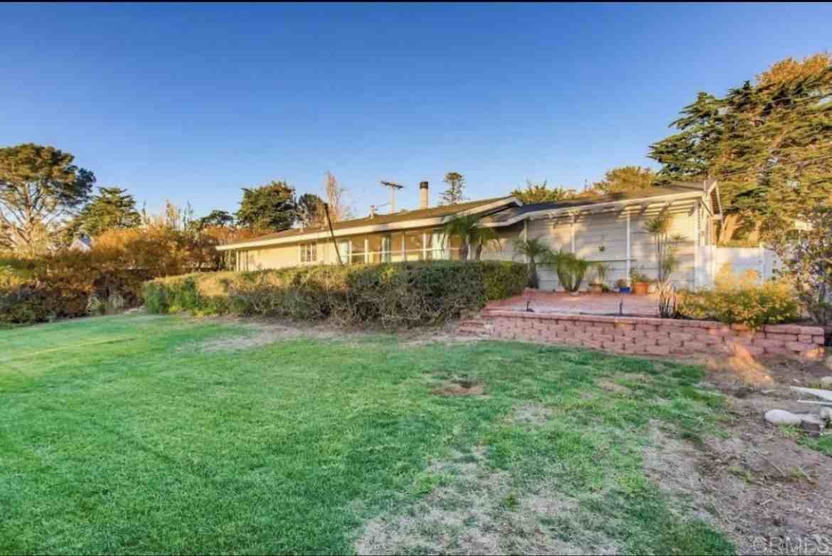 494 Avenida Primavera - Photo 4 of 5