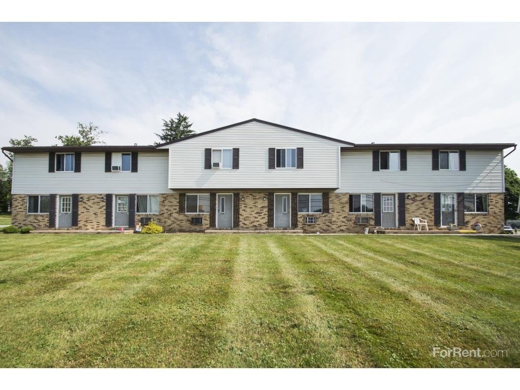 Little Williamsburg Apartments - Photo 2 of 19