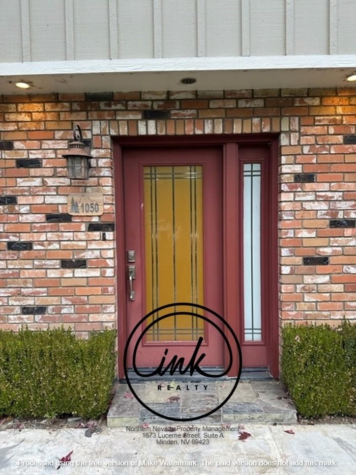 1050 Riverview Dr - Photo 2 of 11