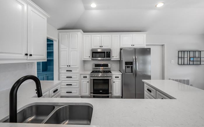 507 Heather Dr - Photo 3 of 16