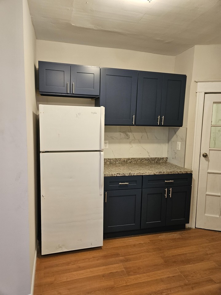 622 E Godfrey Ave #1 - Photo 6 of 22