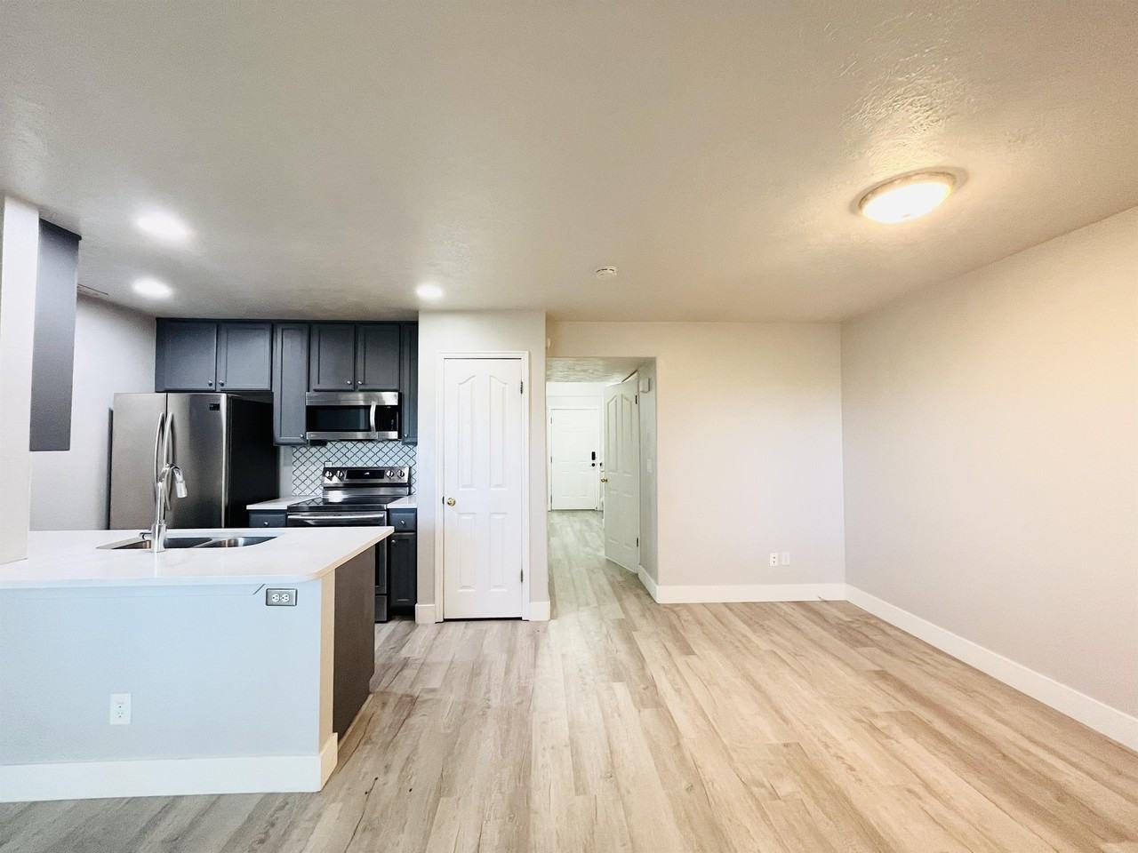 1418 W Salvia Pl #1 - Photo 5 of 23