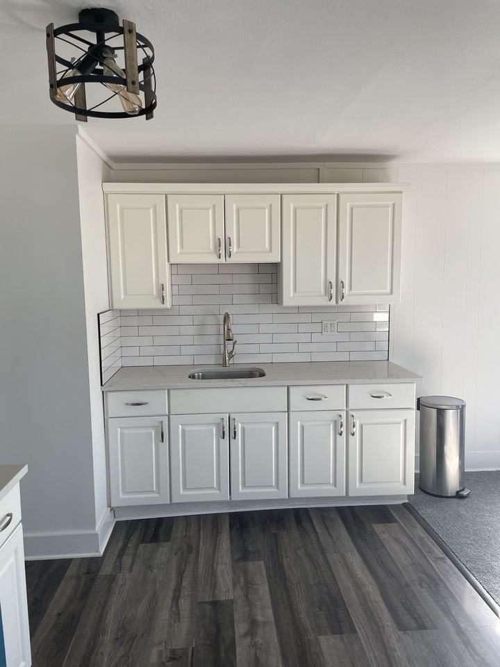703 S Broadway #2ndFL - Photo 3 of 16