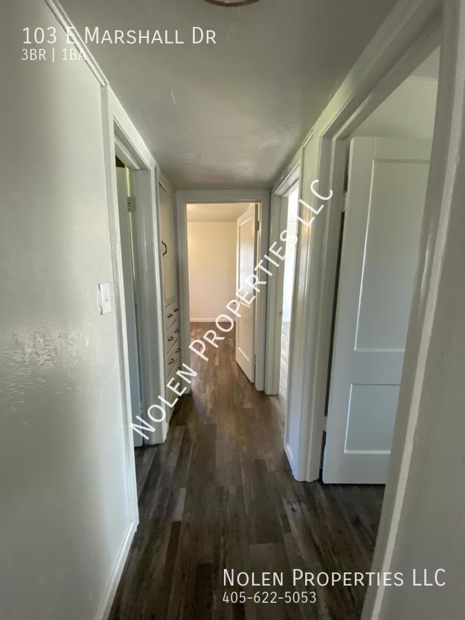 103 E Marshall Dr #1 - Photo 3 of 8