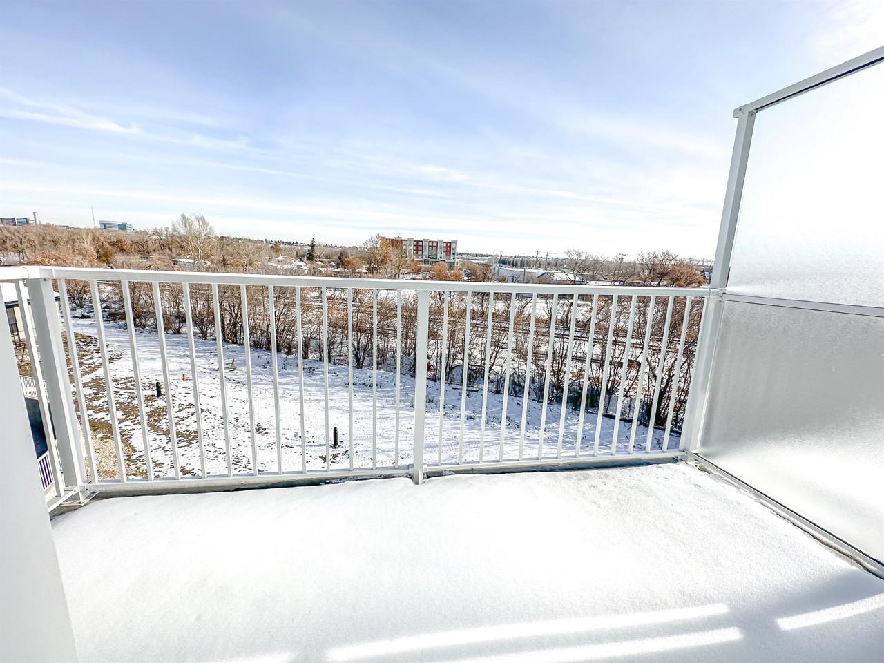 1605 17 St Se #329 - Photo 2 of 12