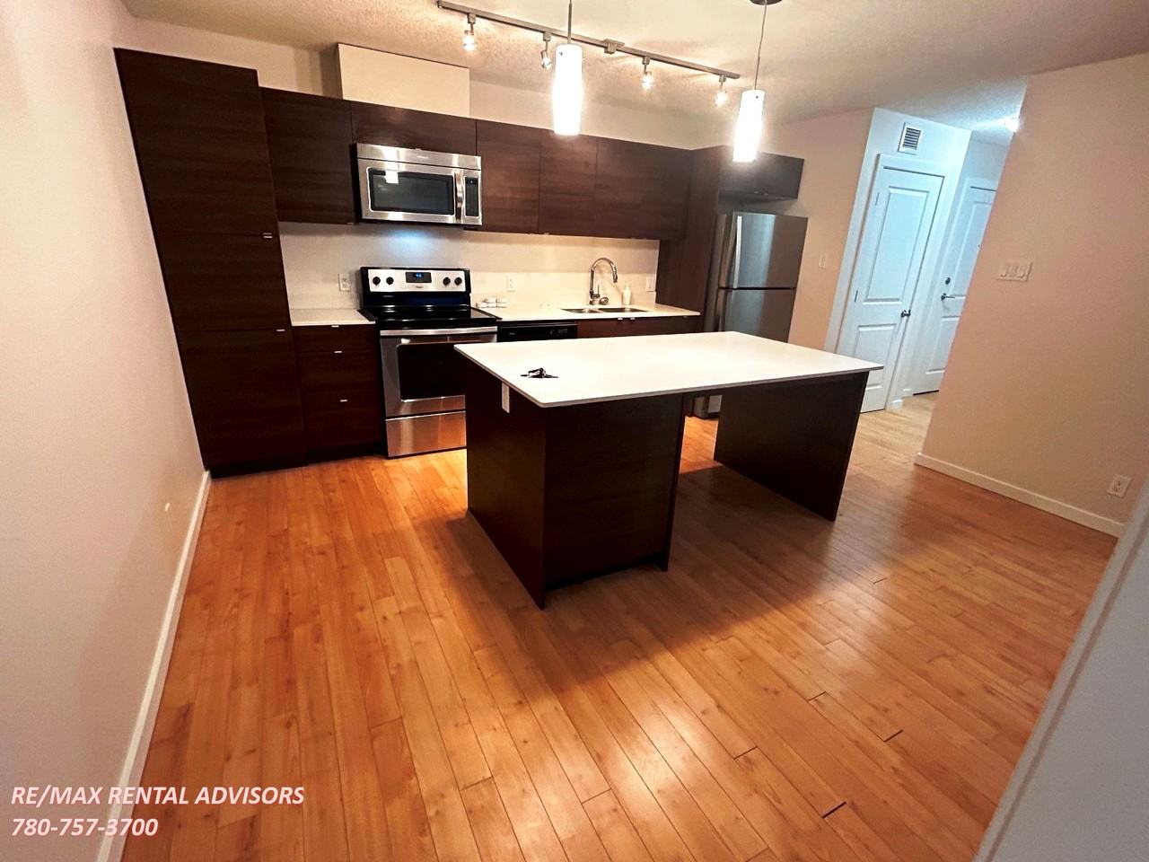 9517 160 Ave Nw - Photo 2 of 15