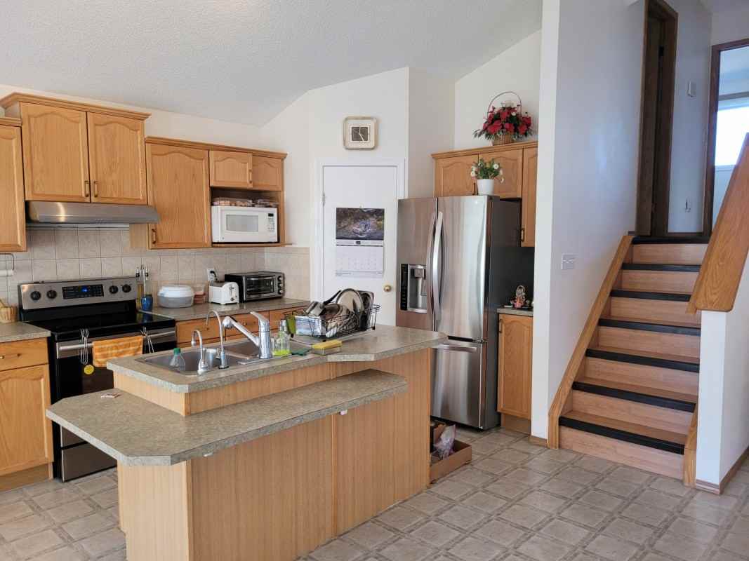 146 Bridleridge Cir Sw - Photo 2 of 8