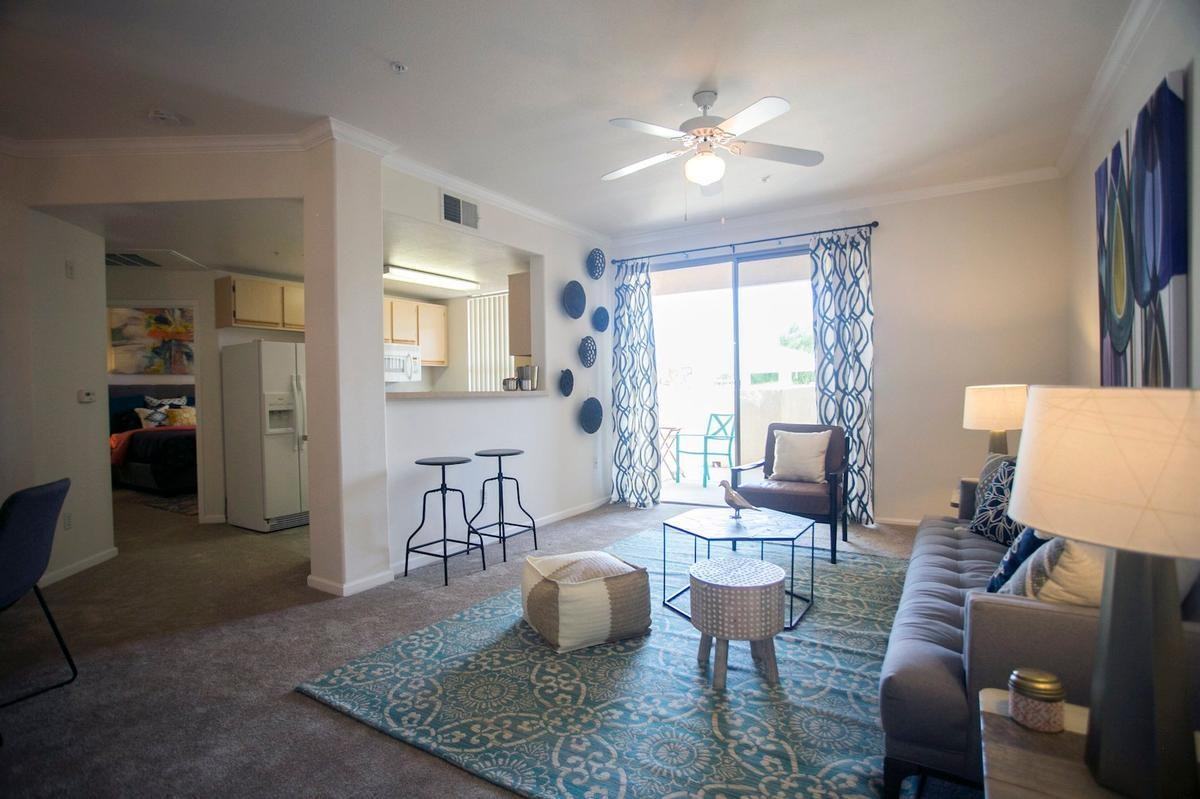 47750 Adams St - Photo 5 of 27