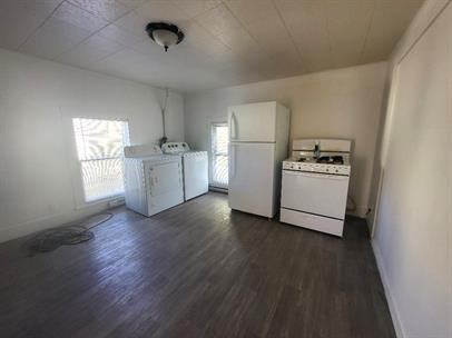 2 305 - Photo 2 of 9
