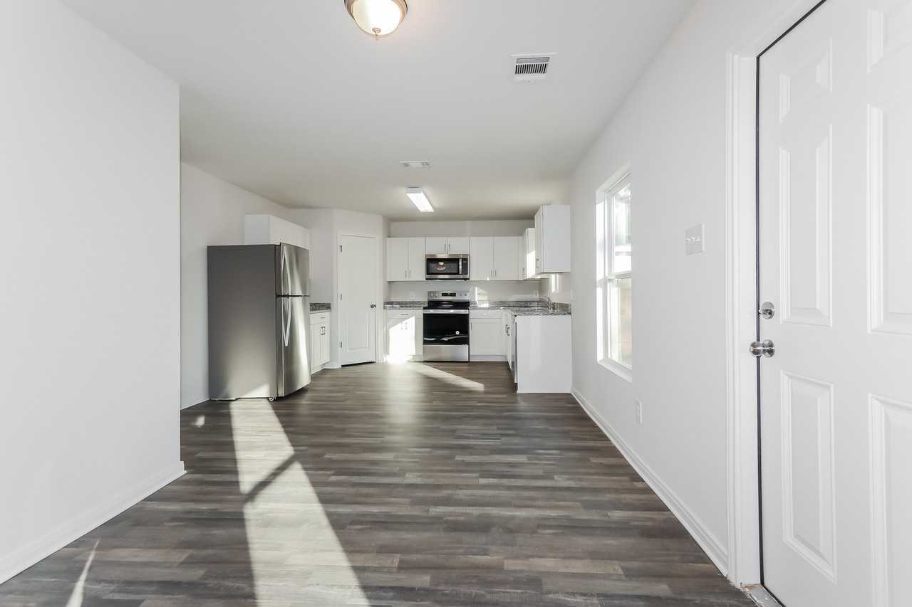 15763 15763 Del Norte Dr - Photo 6 of 17