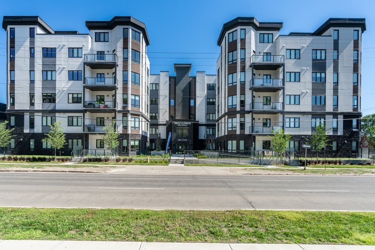 Midtown Estates Apartments 10611 116 St Nw, Edmonton, AB T5H 3M1 Zumper