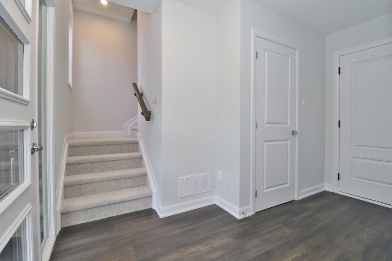 257 Tullaghan Heights - Photo 3 of 35