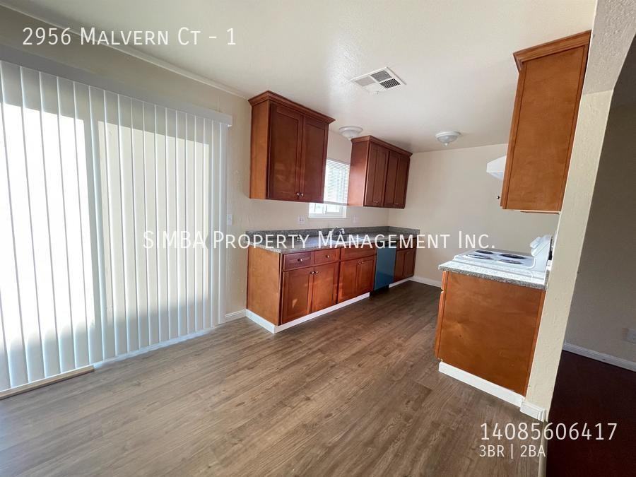 2956 Malvern Ct #1 - Photo 3 of 11