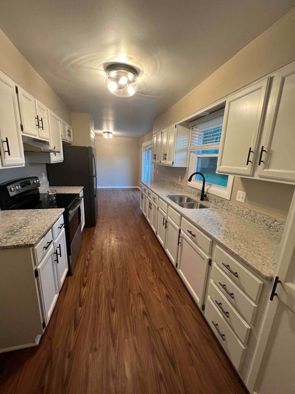 1972 Montana Ave - Photo 3 of 10