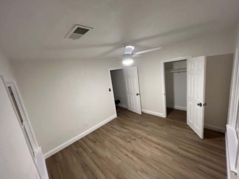 1961 Carol Ave - Photo 2 of 8