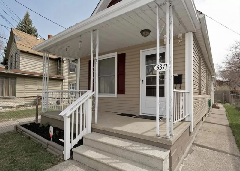 3371 W 31st St - Photo 2 of 13