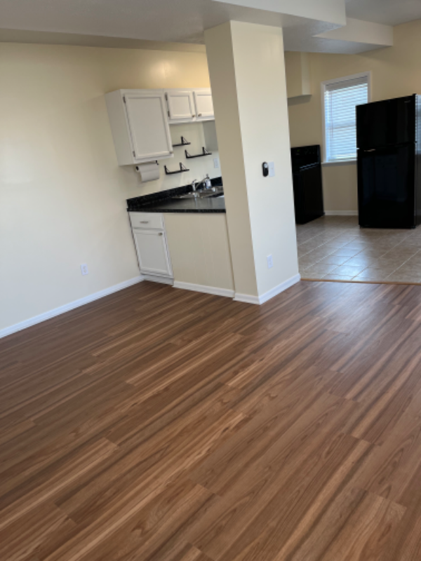 3951 Pearl Rd #DOWN - Photo 3 of 17