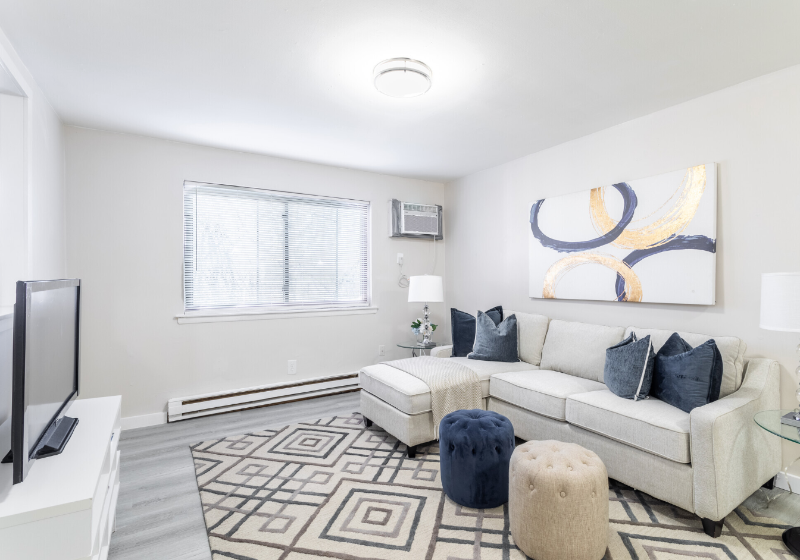 311 N Sycamore Ave #B9 - Photo 4 of 10