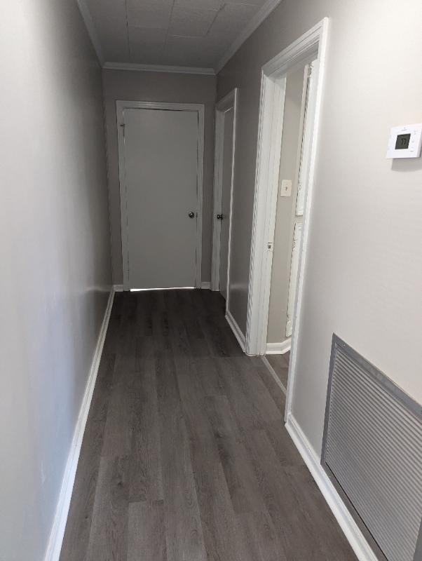 306 Victory Dr - Photo 2 of 15