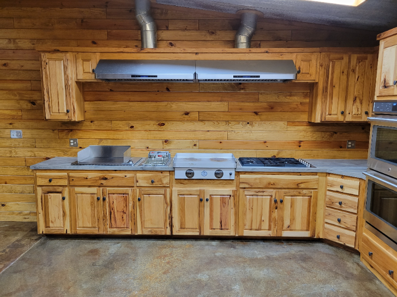 2945 Country Club Rd - Photo 2 of 12